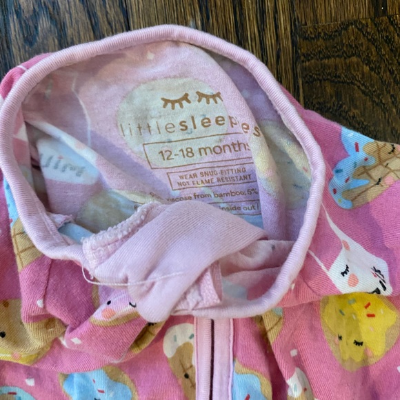 Little Sleepies milk and cookies 12/18 - Picture 2 of 3